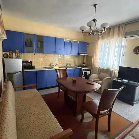 Appartamento Ervis Beach 5 Minutes Walking Apartment-beach Only 2 Nighs Ore More Durrës